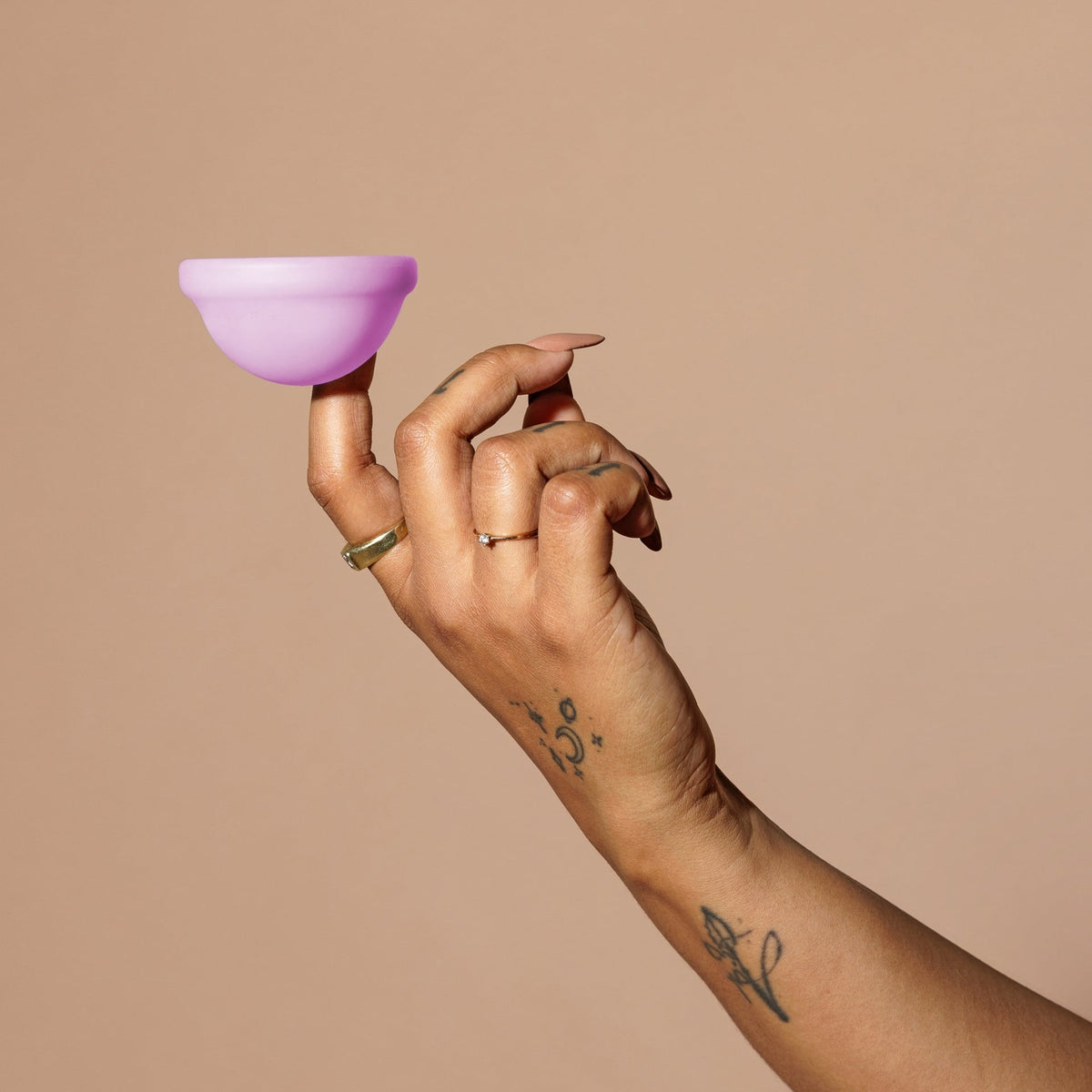 Menstrual disc vs. cup: which one is best for you?