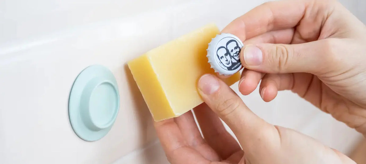 Von Seifenhalter in der Dusche bis zum besten Schaum - so holen Sie das Beste aus Ihrem Shampoo Bar heraus!