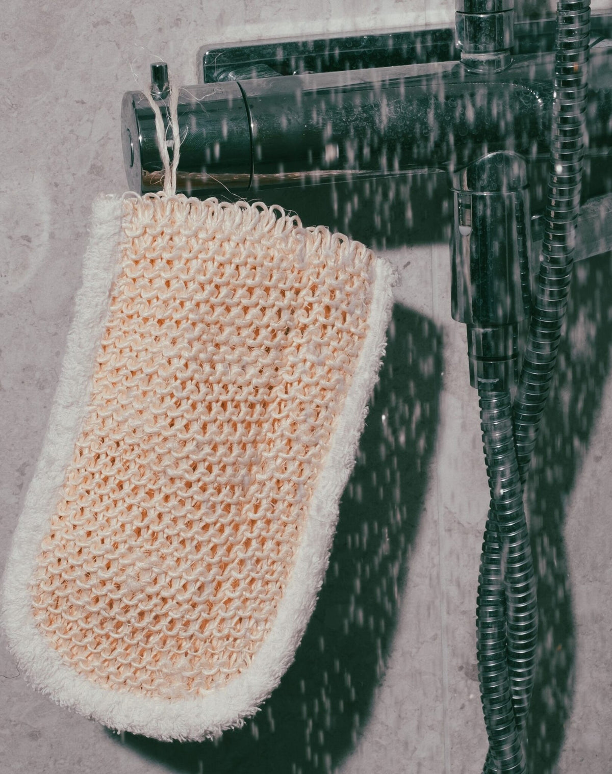 Eanna - Scrub Glove
