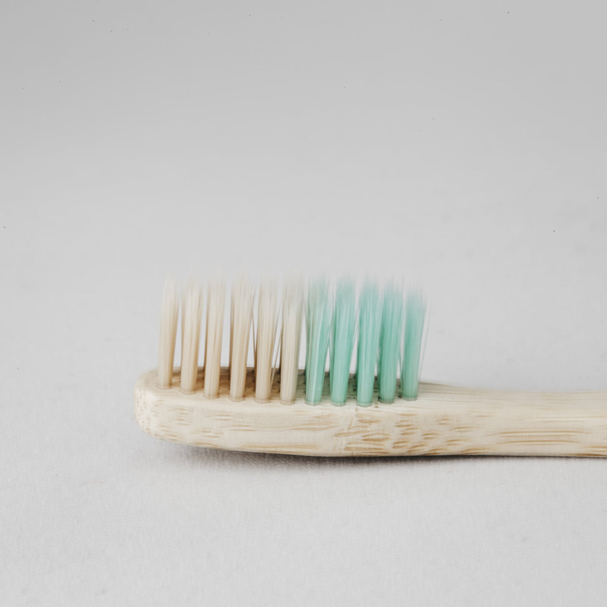 Banbu toothbrushes | soft | bamboo | 2 colors