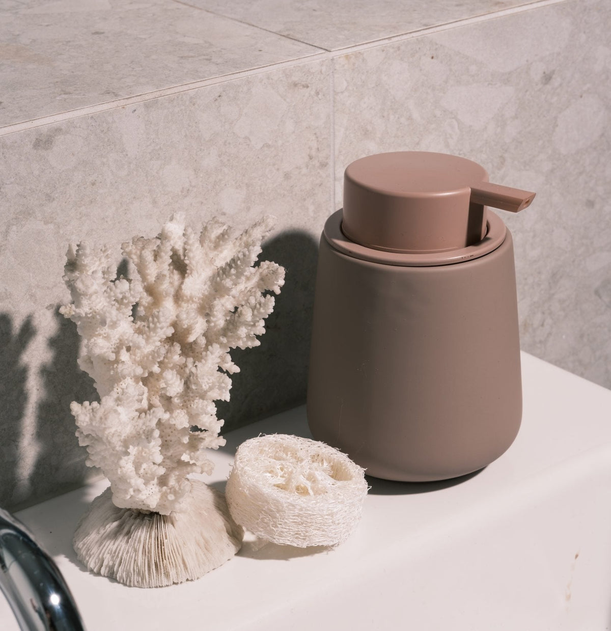 Eanna - Ceramic Soap Dispenser