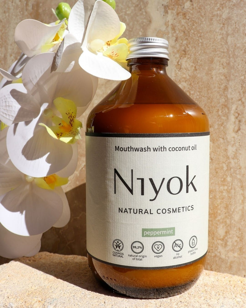 Ocean Breeze Refreshment Kit: Niyok Coconut Oil Mouthwash 500 ml + Toothpaste, Toothbrush