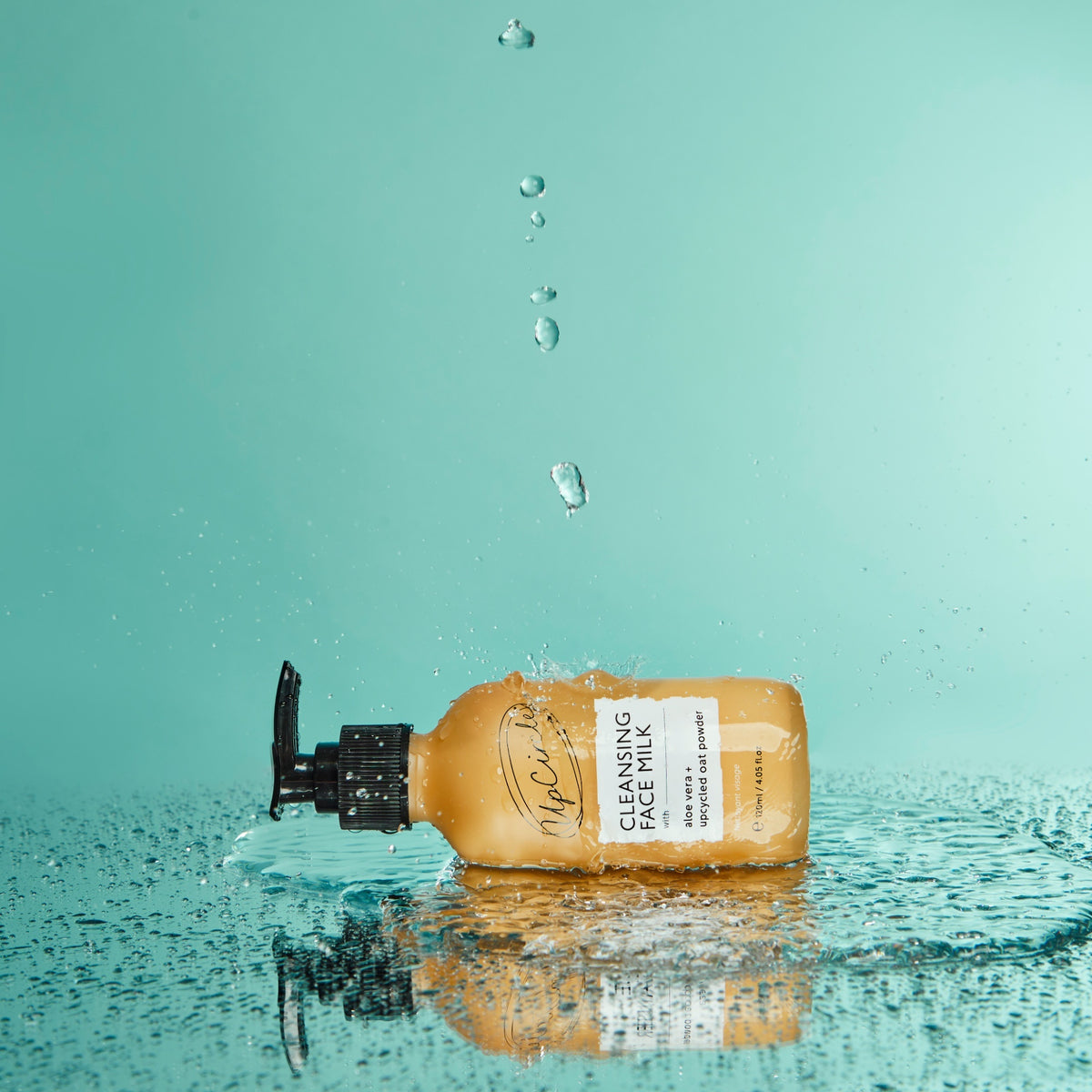 Moisturiser & Cleansing Face milk– Upcycled Argan Powder & Oat Powder