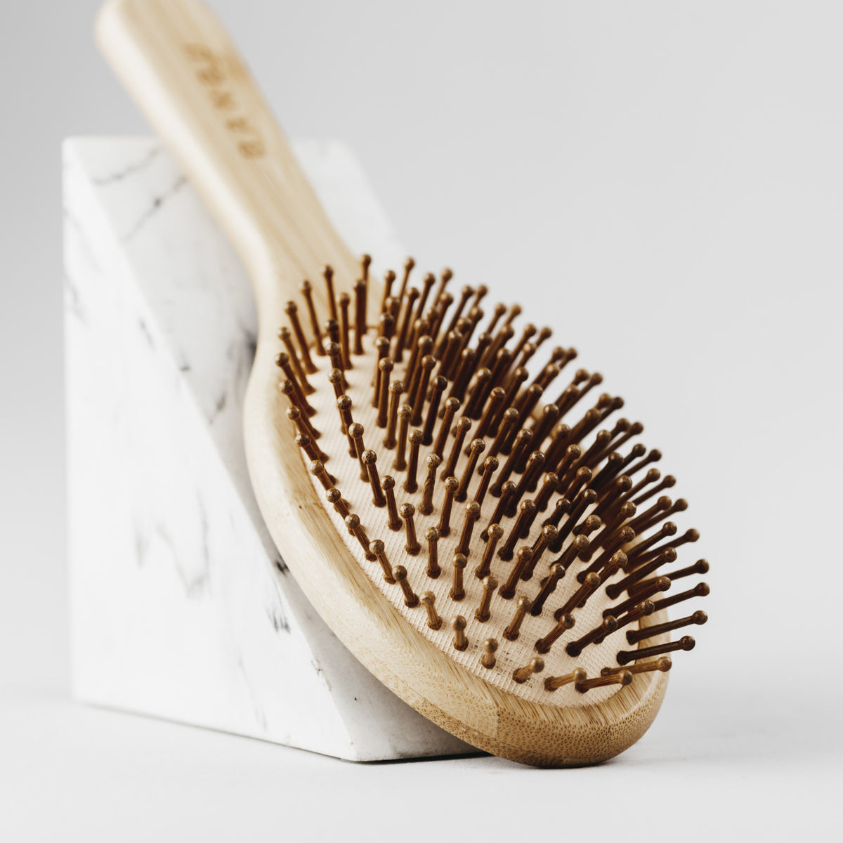 Banbu hair brush - bamboo - Round