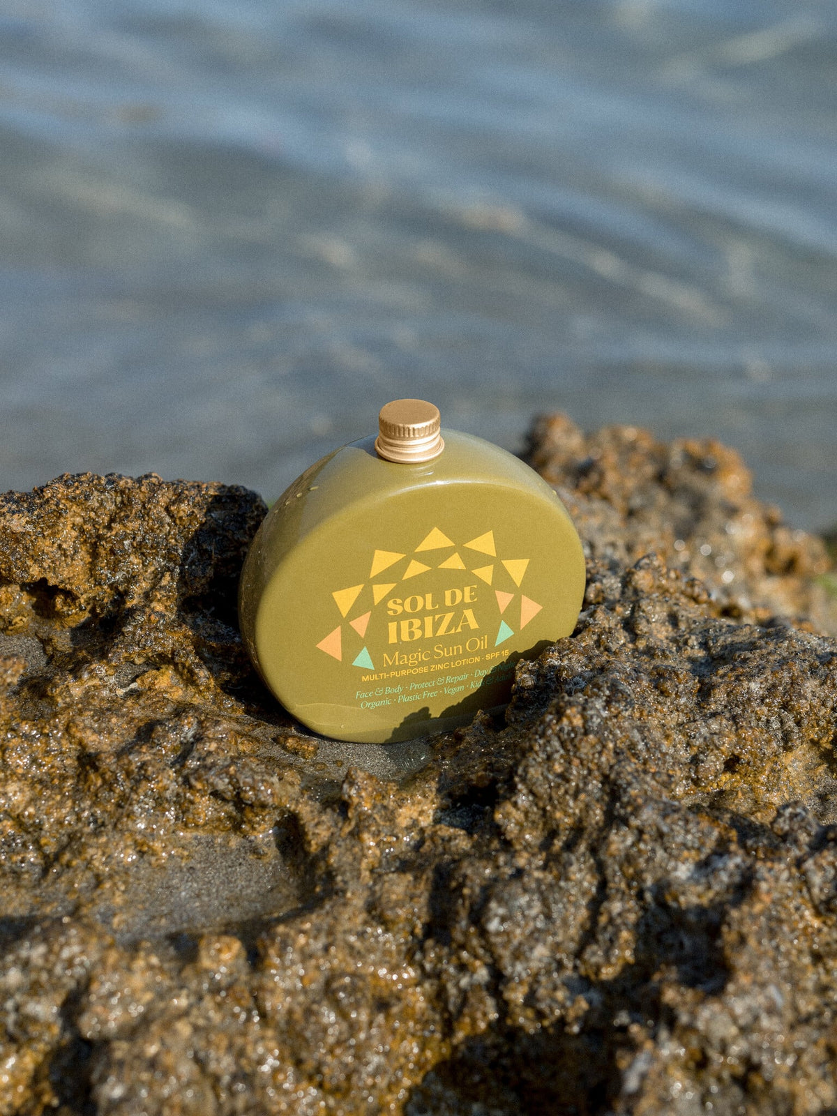 Sol de Ibiza protective and restorative sun oil SPF15