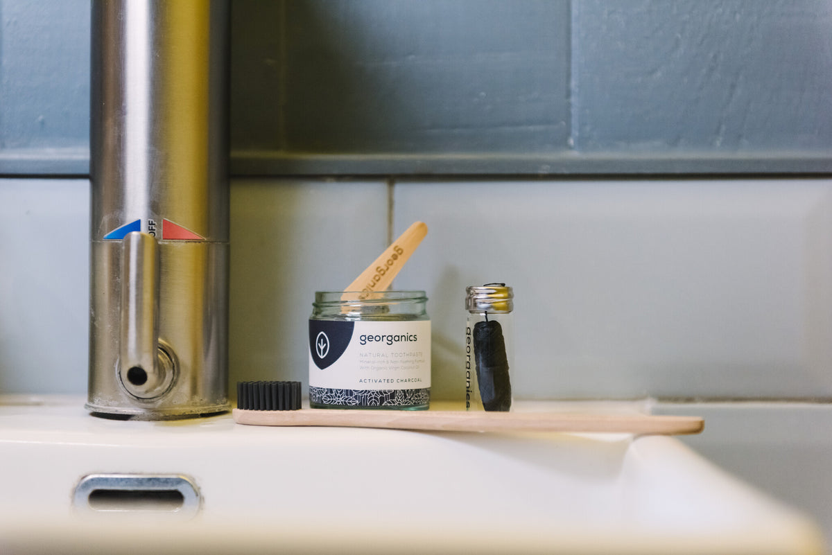 Fluoride Toothpaste – Activated Charcoal