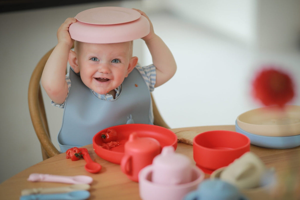 Moomin – Silicone Bib with Catch-Pocket